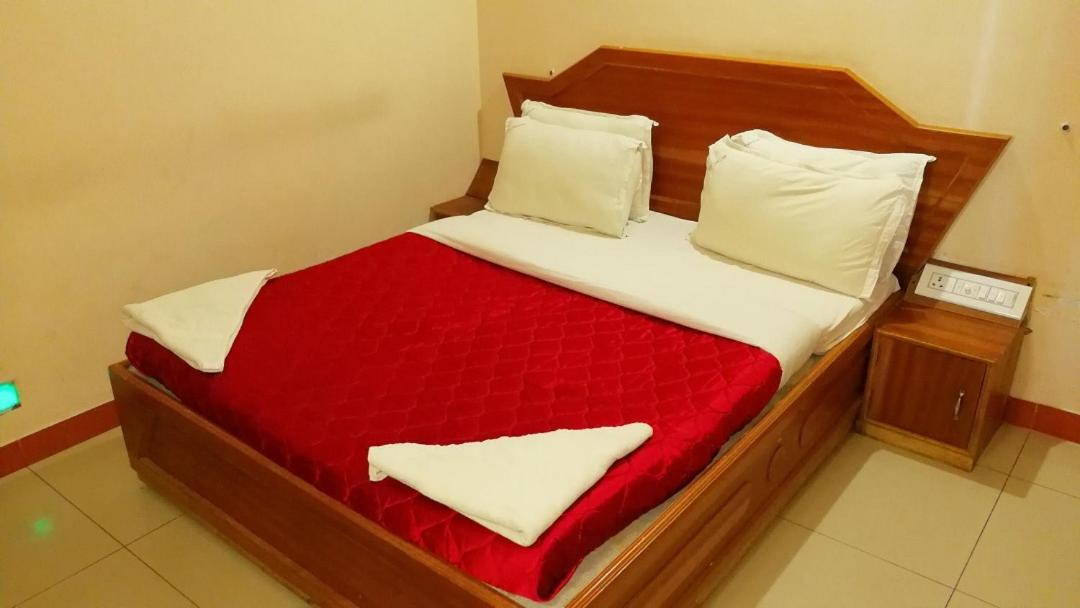 Seagate Church View Resorts Velankanni Esterno foto