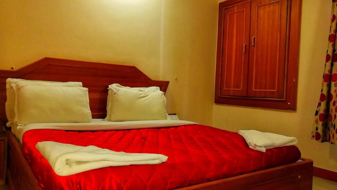 Seagate Church View Resorts Velankanni Esterno foto