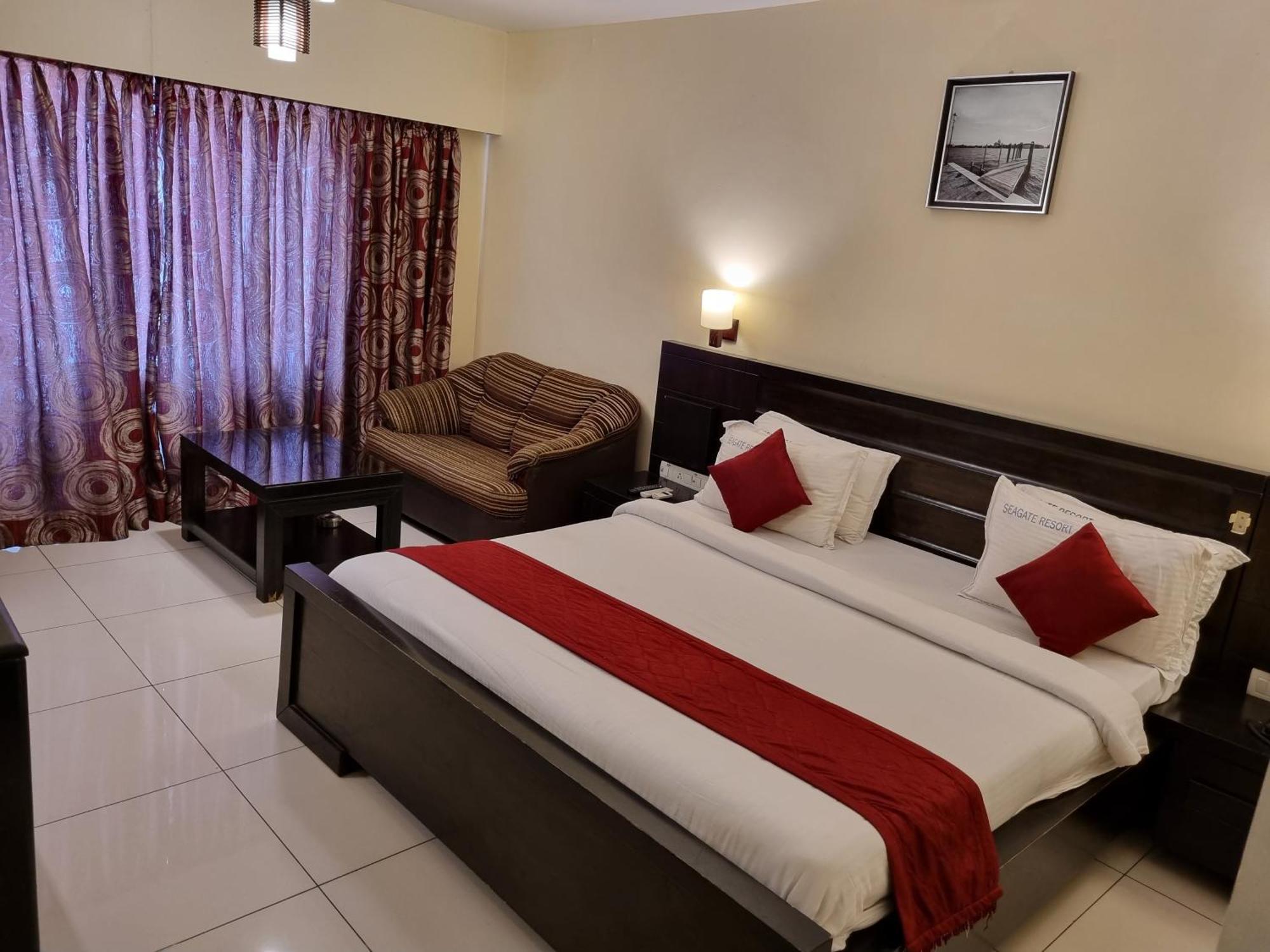 Seagate Church View Resorts Velankanni Esterno foto