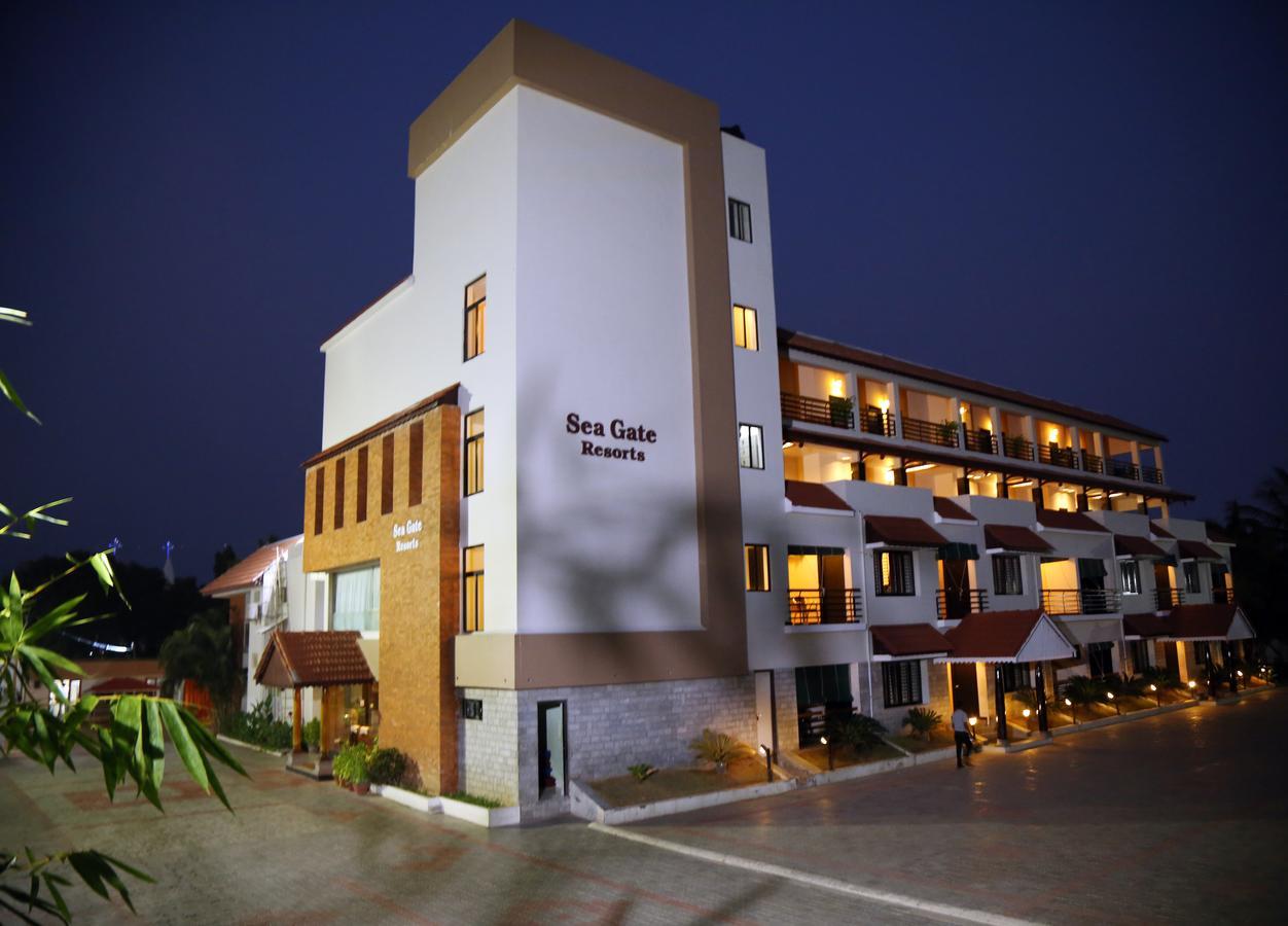 Seagate Church View Resorts Velankanni Esterno foto